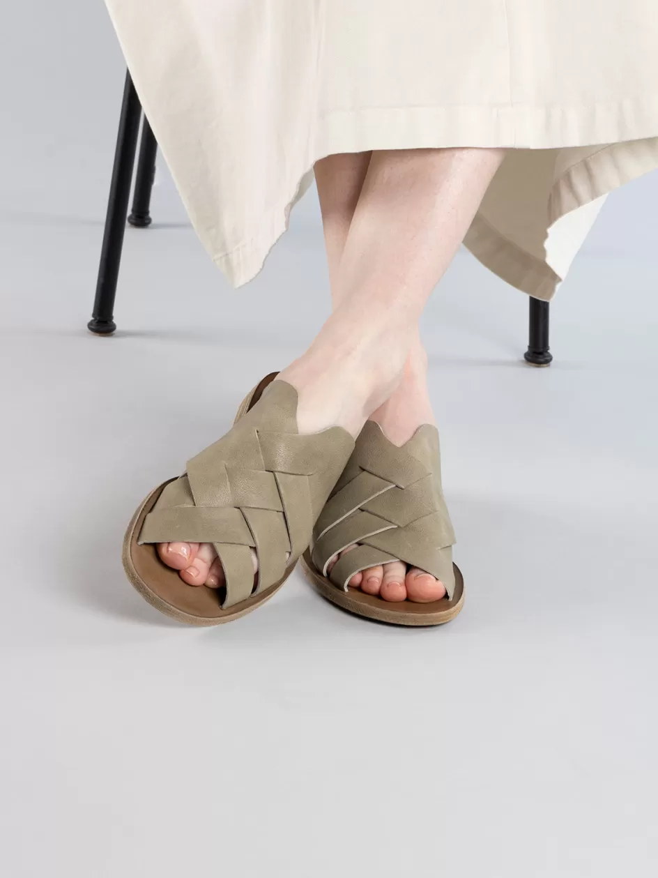 itaca_049__green_leather_slide_sandals_103939.webp Officine Creative Icons | Sandals>ITACA 049 - Green Leather Slide Sandals ELMWOOD