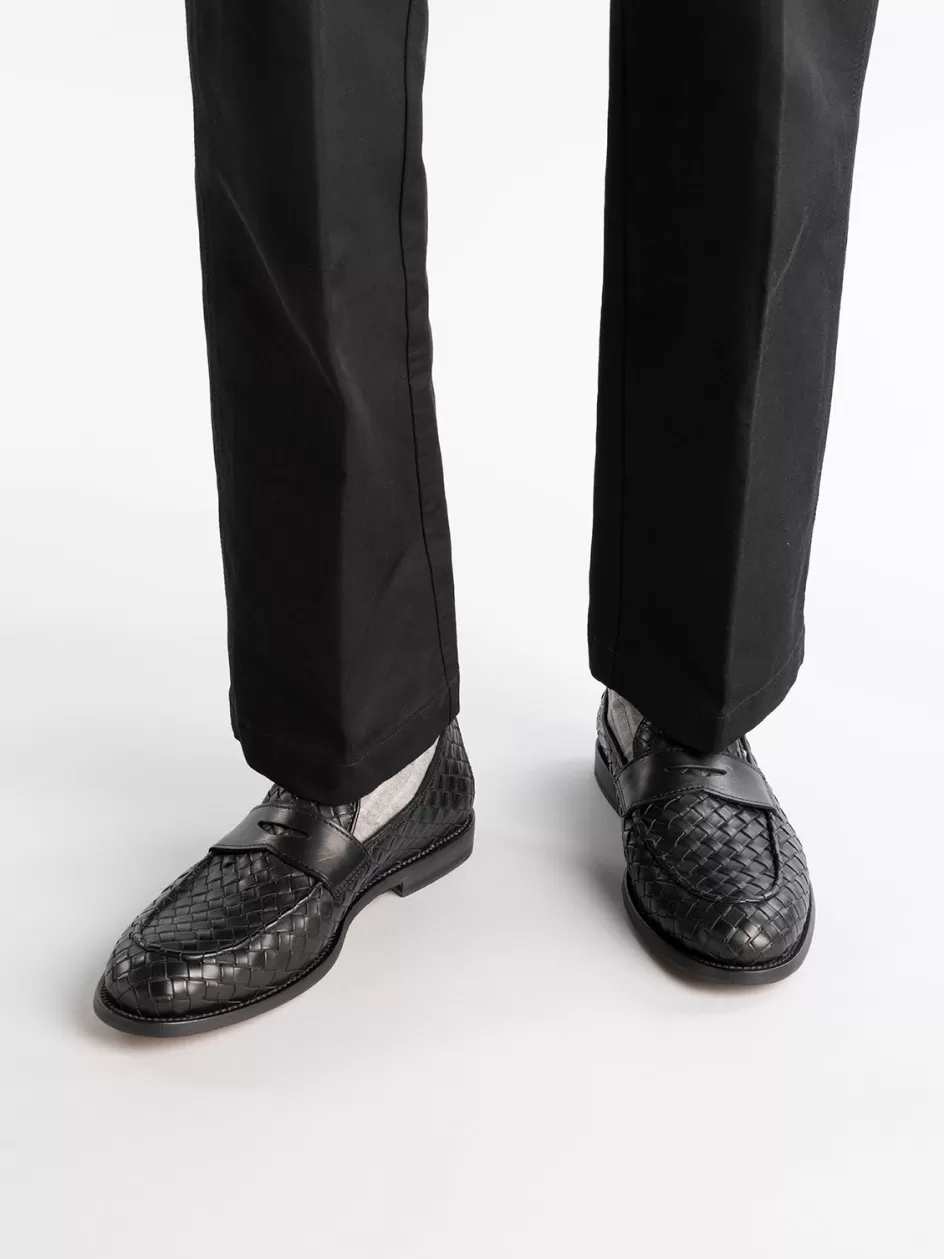 opera_003__black_leather_penny_loafers_99194.webp Officine Creative Icons | Loafers>OPERA 003 - Leather Penny Loafers BLACK