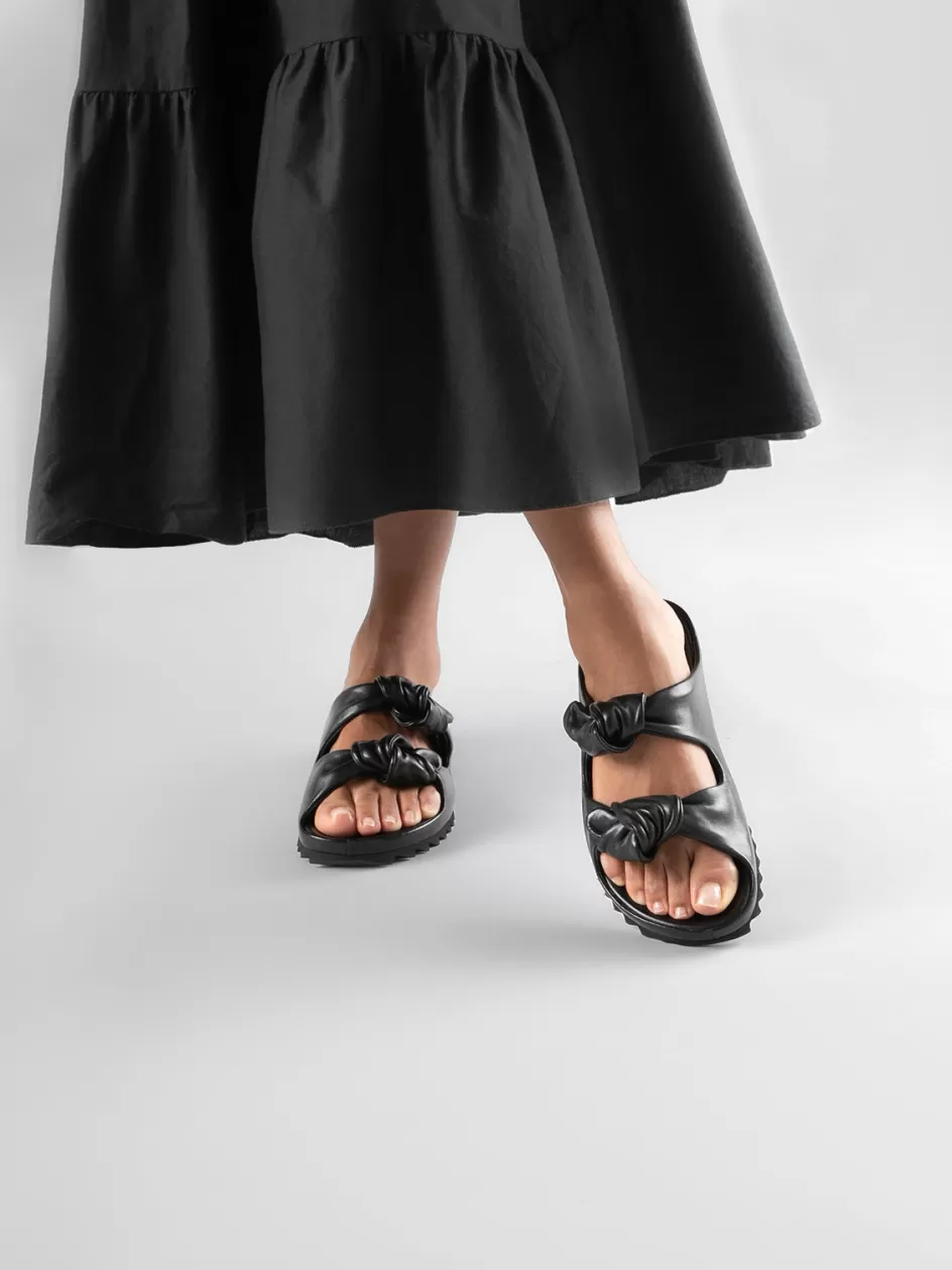 pelagie_010__black_woven_leather_sandals_105536.webp Officine Creative Sandals | Icons>PELAGIE 010 - Woven Leather Sandals BLACK